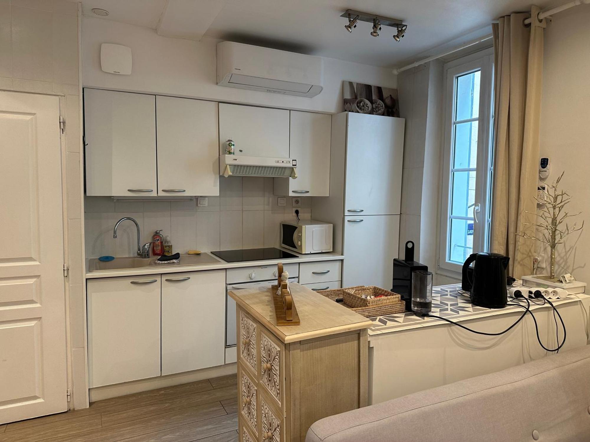 Studio Tt Equipe Parking Coeur Ville Sanary-sur-Mer Luaran gambar